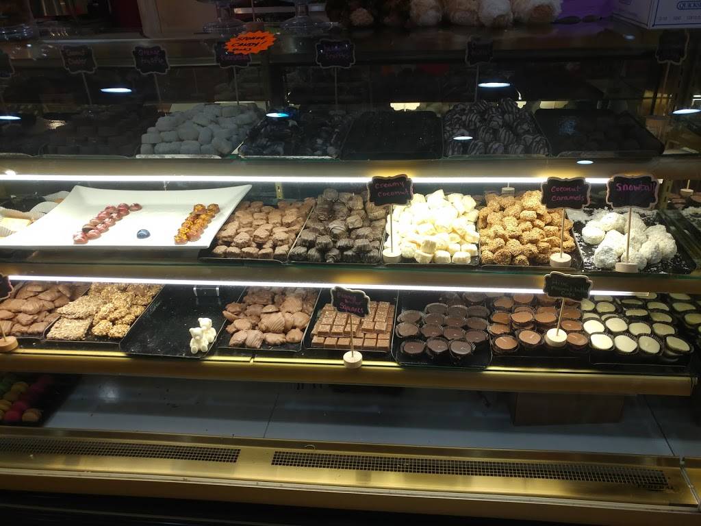 Rock Candy, llc | restaurant | 2498 W Brandon Blvd, Brandon, FL 33511, USA | 3309317076 OR +1 330-931-7076