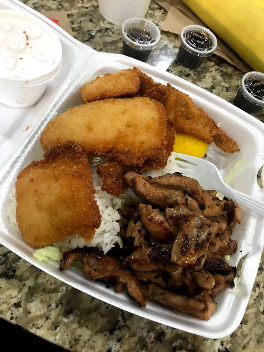 Maui Hawaiian BBQ | restaurant | 2741 Vista Way, Oceanside, CA 92054, USA | 7607228383 OR +1 760-722-8383