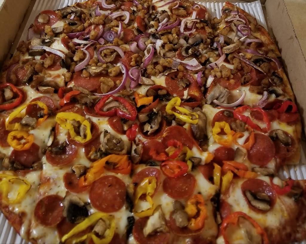 Capt. Rons Pirate Pizza | restaurant | 16757 OH-664 S, Logan, OH 43138, USA | 7403852221 OR +1 740-385-2221