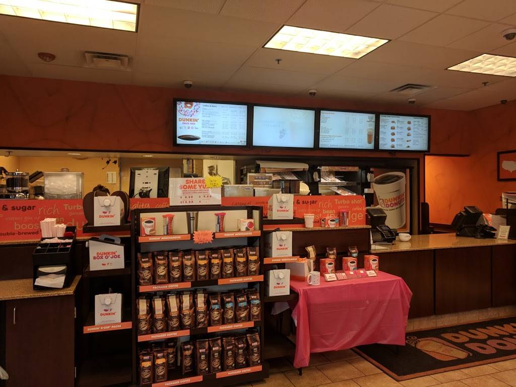 Dunkin | bakery | 2865 S 108th St, West Allis, WI 53227, USA | 4143218268 OR +1 414-321-8268