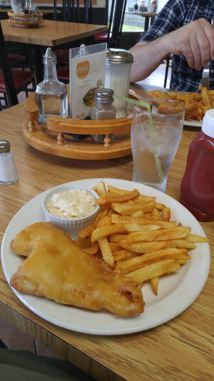 Dockers Fish & Chip & Breakfast | restaurant | 3 Lansdowne St, Peterborough, ON K9J 1X8, Canada | 7057437771 OR +1 705-743-7771