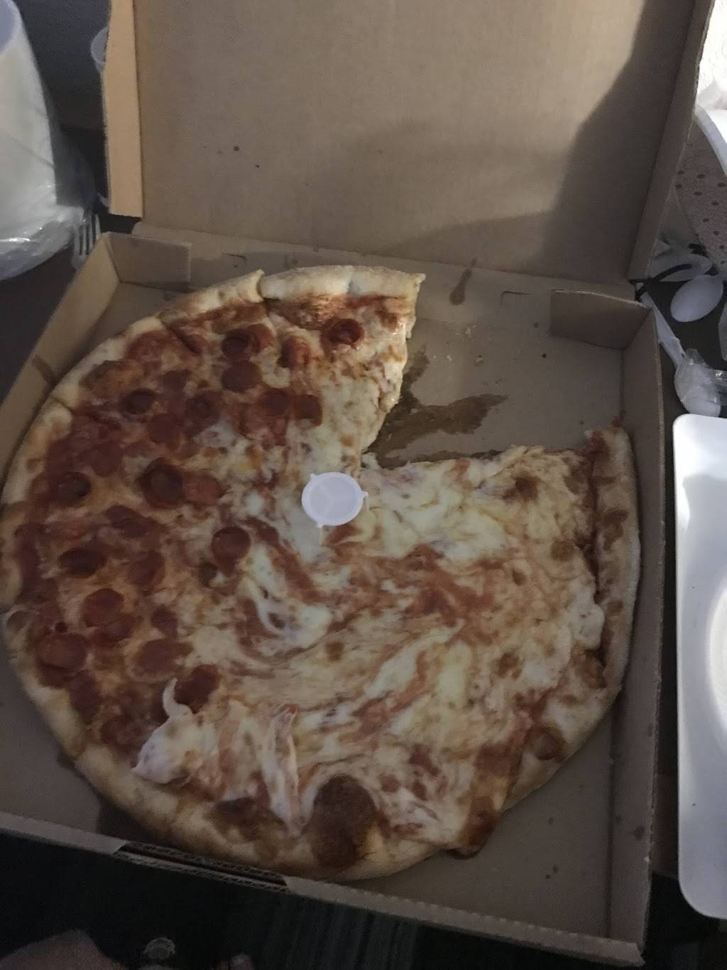 Napoli Pizza | restaurant | 4230 William Penn Hwy # A, Monroeville, PA 15146, USA | 4123733656 OR +1 412-373-3656