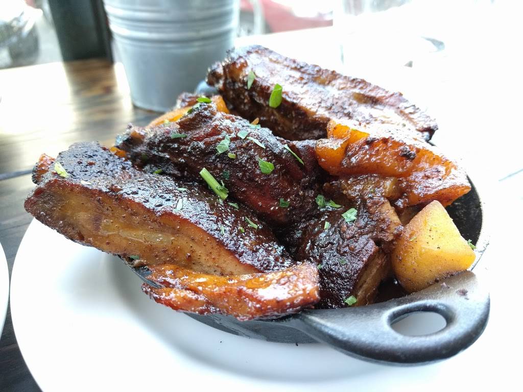 Chop Bar | restaurant | 247 4th St, Oakland, CA 94607, USA | 5108342467 OR +1 510-834-2467