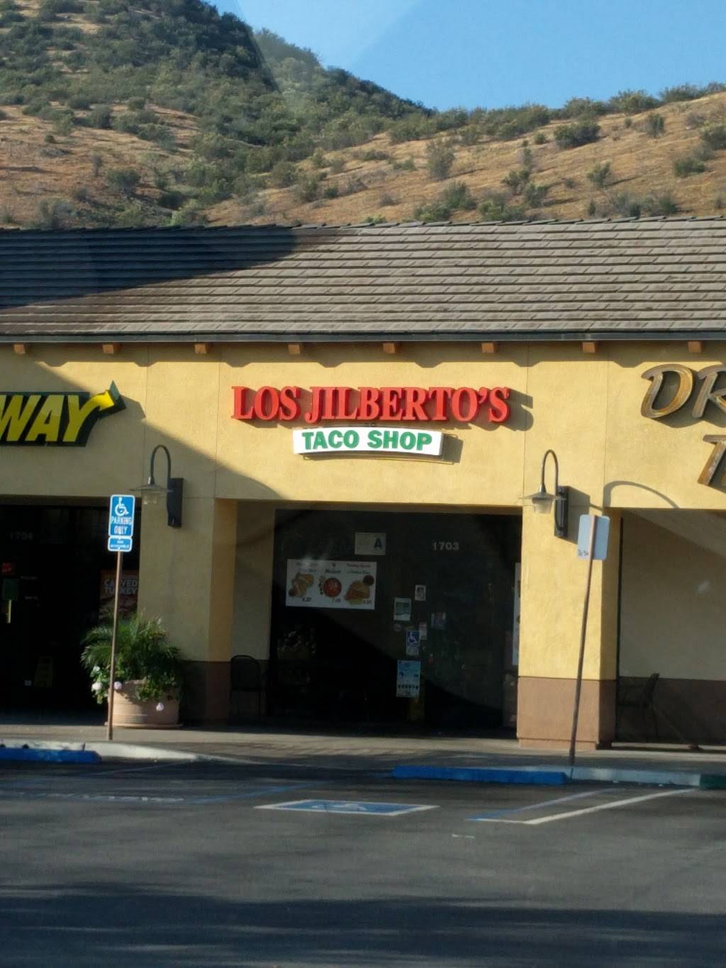 Los Jilbertos Taco Shop Elsinore | restaurant | 29989 Canyon Hills Rd, Lake Elsinore, CA 92532, USA | 9513090148 OR +1 951-309-0148