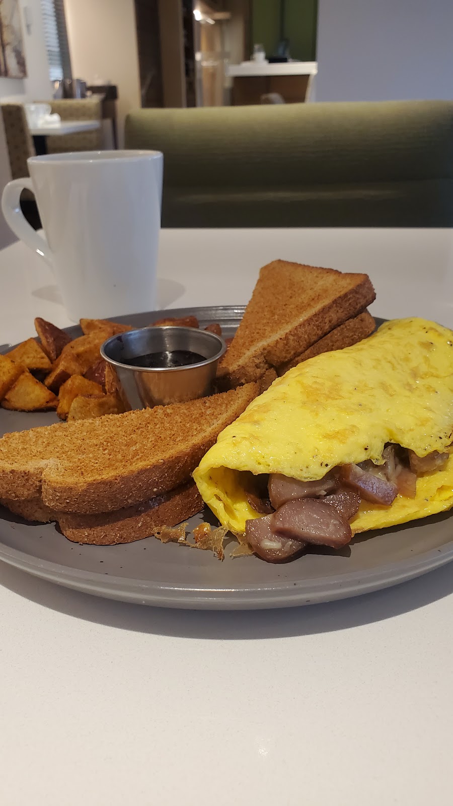 C2- Congress Squared Restaurant | restaurant | 157 High St, Portland, ME 04101, USA | 2075178831 OR +1 207-517-8831