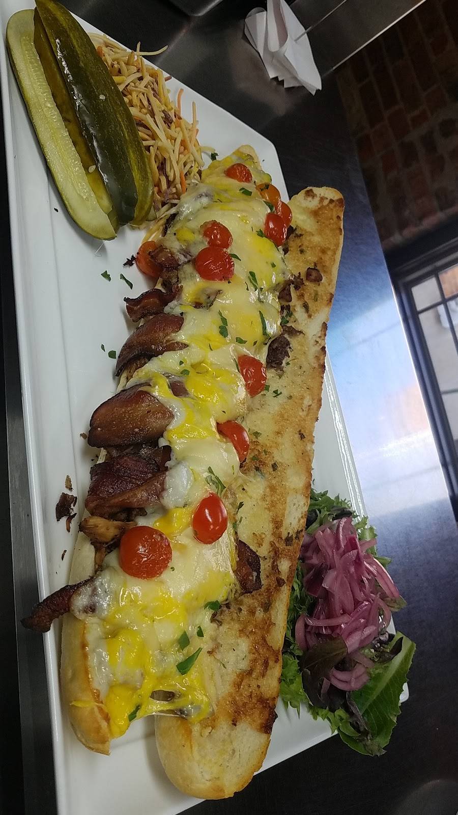 Minhas Kitchen And Winery | restaurant | 1404 13th St, Monroe, WI 53566, USA | 6083285555 OR +1 608-328-5555