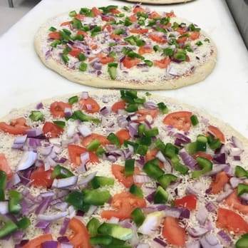 Titos Pizza | restaurant | 50 Dovercliffe Rd, Guelph, ON N1G 3A6, Canada | 5197800808 OR +1 519-780-0808