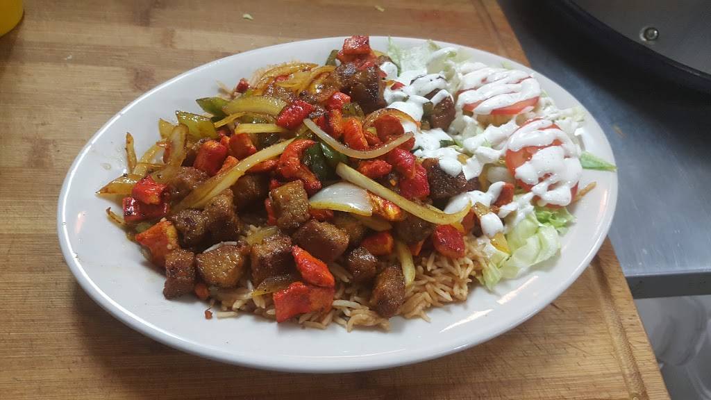 Crown Chicken & Fish | restaurant | 403 Saw Mill Rd, West Haven, CT 06516, USA | 2039311444 OR +1 203-931-1444