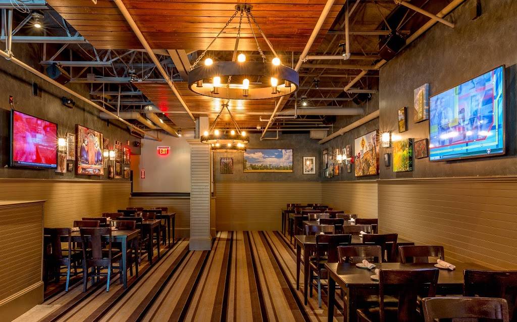 Tavern In The Square | restaurant | 318 Main St, Northborough, MA 01532, USA | 5083933111 OR +1 508-393-3111