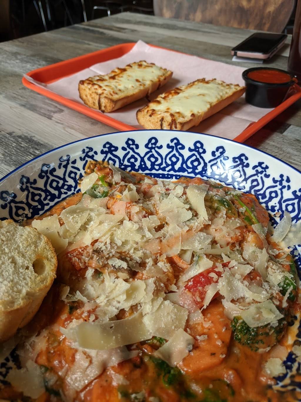 Bad Nonnas Pasta | restaurant | 6811 SE 15th St, Midwest City, OK 73110, USA | 4059313636 OR +1 405-931-3636