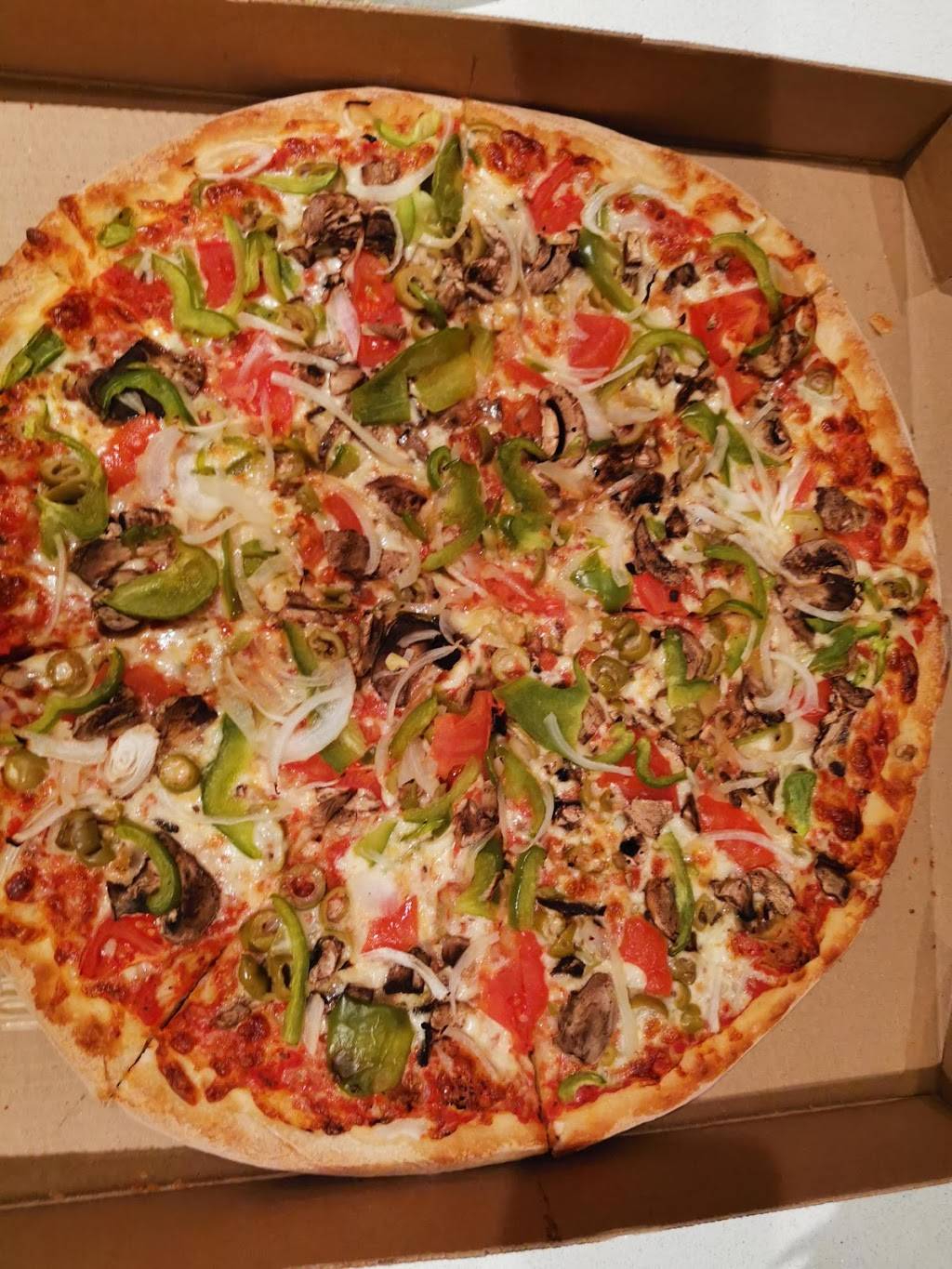 Luca Pizza | restaurant | 3415 Dixie Rd, Mississauga, ON L4Y 4J6, Canada | 9056240010 OR +1 905-624-0010