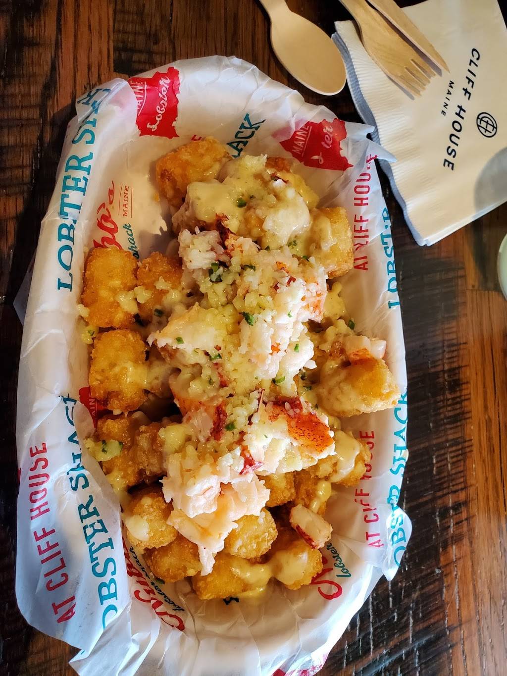 Nubb’s Lobster Shack | restaurant | 591 Shore Rd, Cape Neddick, ME 03902, USA | 2073616275 OR +1 207-361-6275