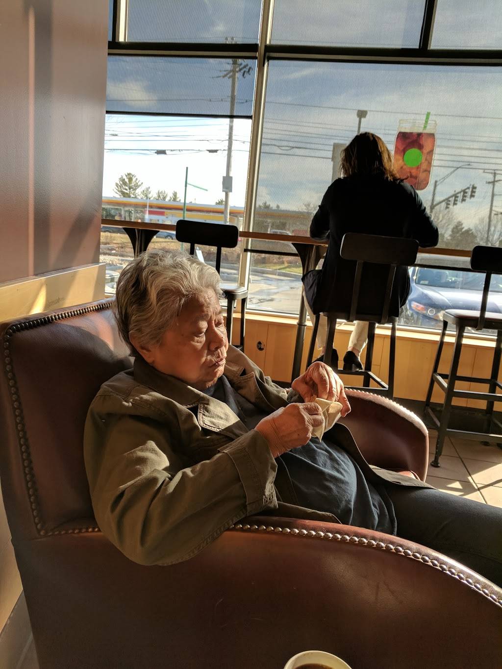 Starbucks | cafe | 611 Amherst St, Nashua, NH 03063, USA | 6038831600 OR +1 603-883-1600