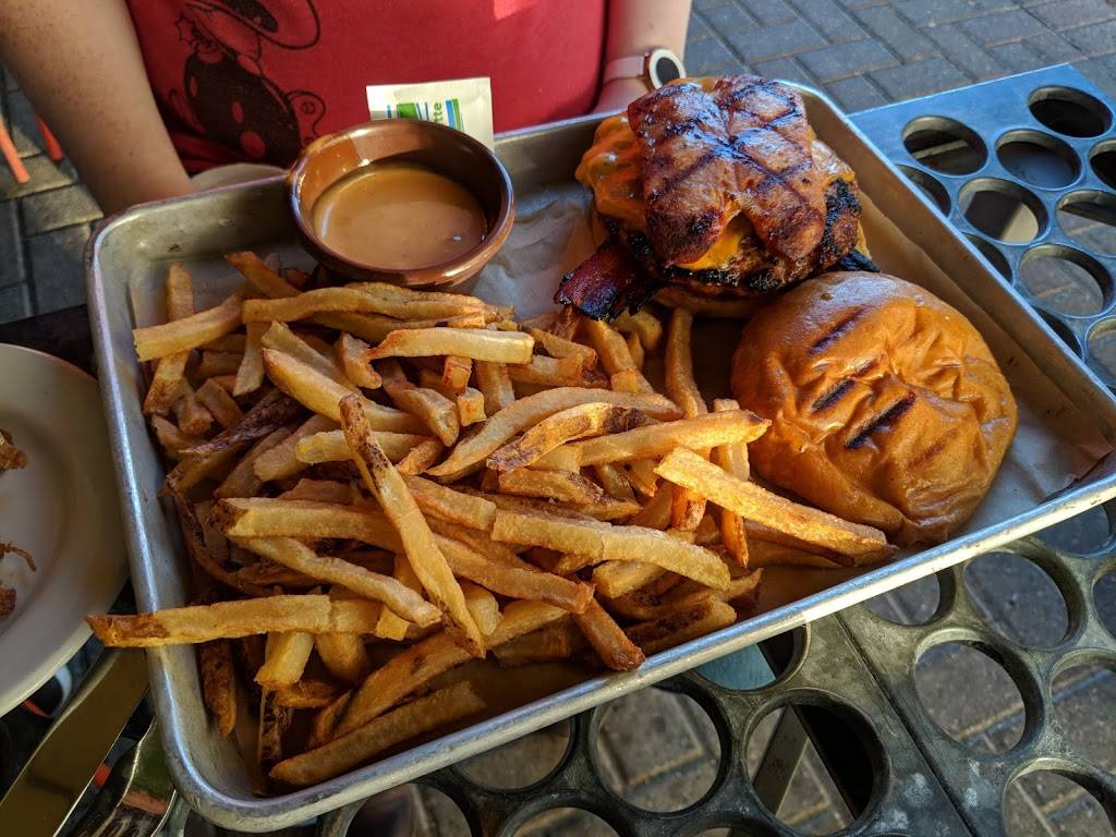 Union Woodshop | restaurant | 18 S Main St, Village of Clarkston, MI 48346, USA | 2486255660 OR +1 248-625-5660