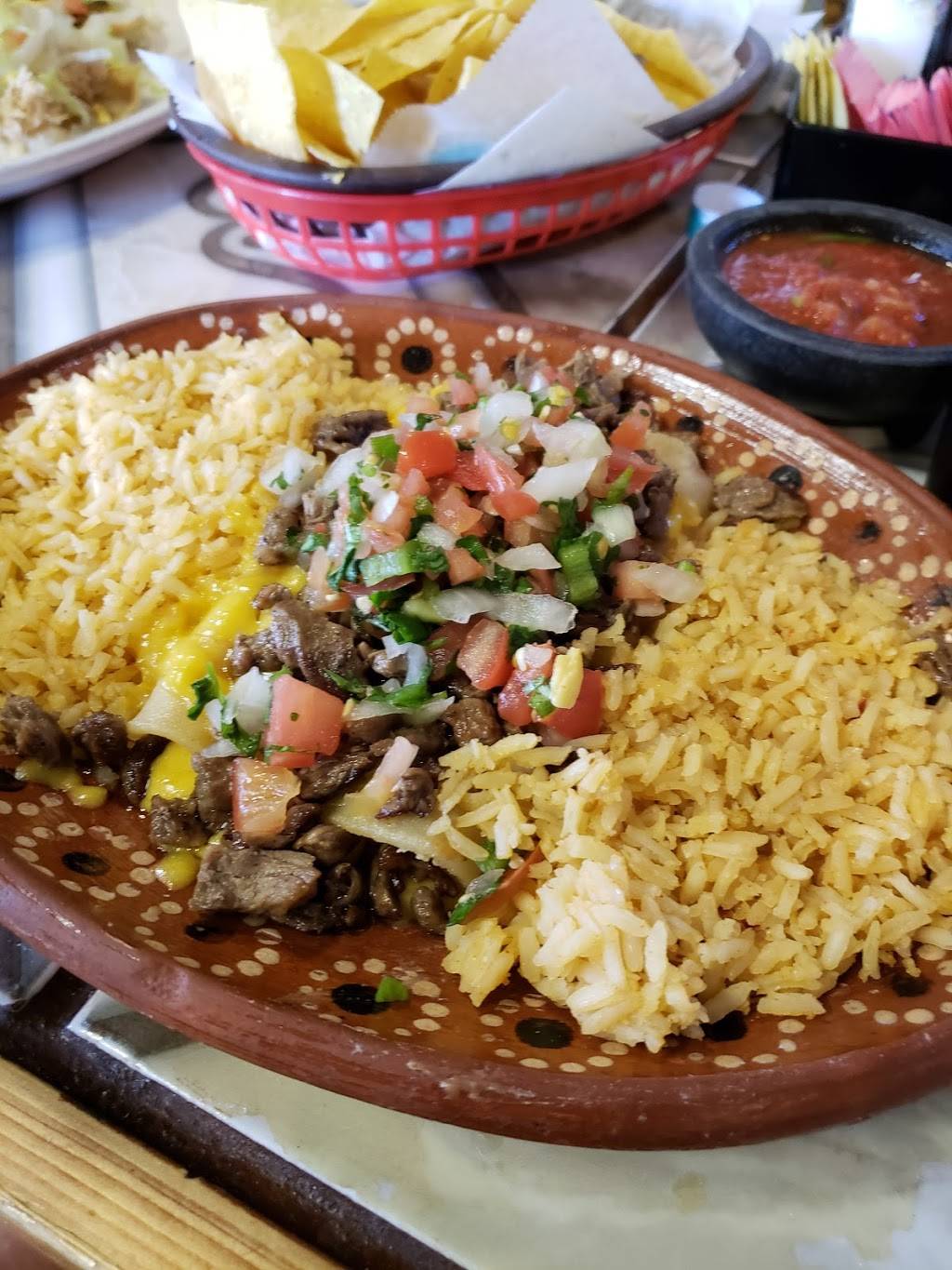 El Portal De Jaripo | restaurant | 2400 W Main St, Gun Barrel City, TX 75156, USA | 9038872010 OR +1 903-887-2010