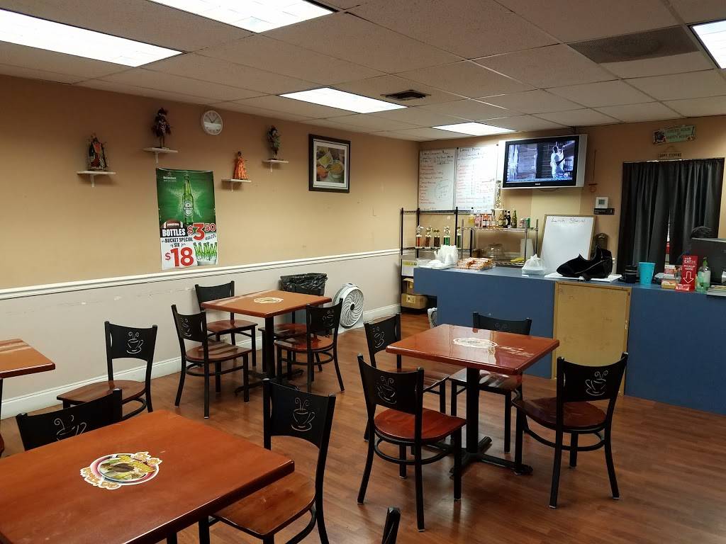 Aunty Sue Roti ToGo | restaurant | 2718 FL-7, Margate, FL 33063, USA | 9545324958 OR +1 954-532-4958