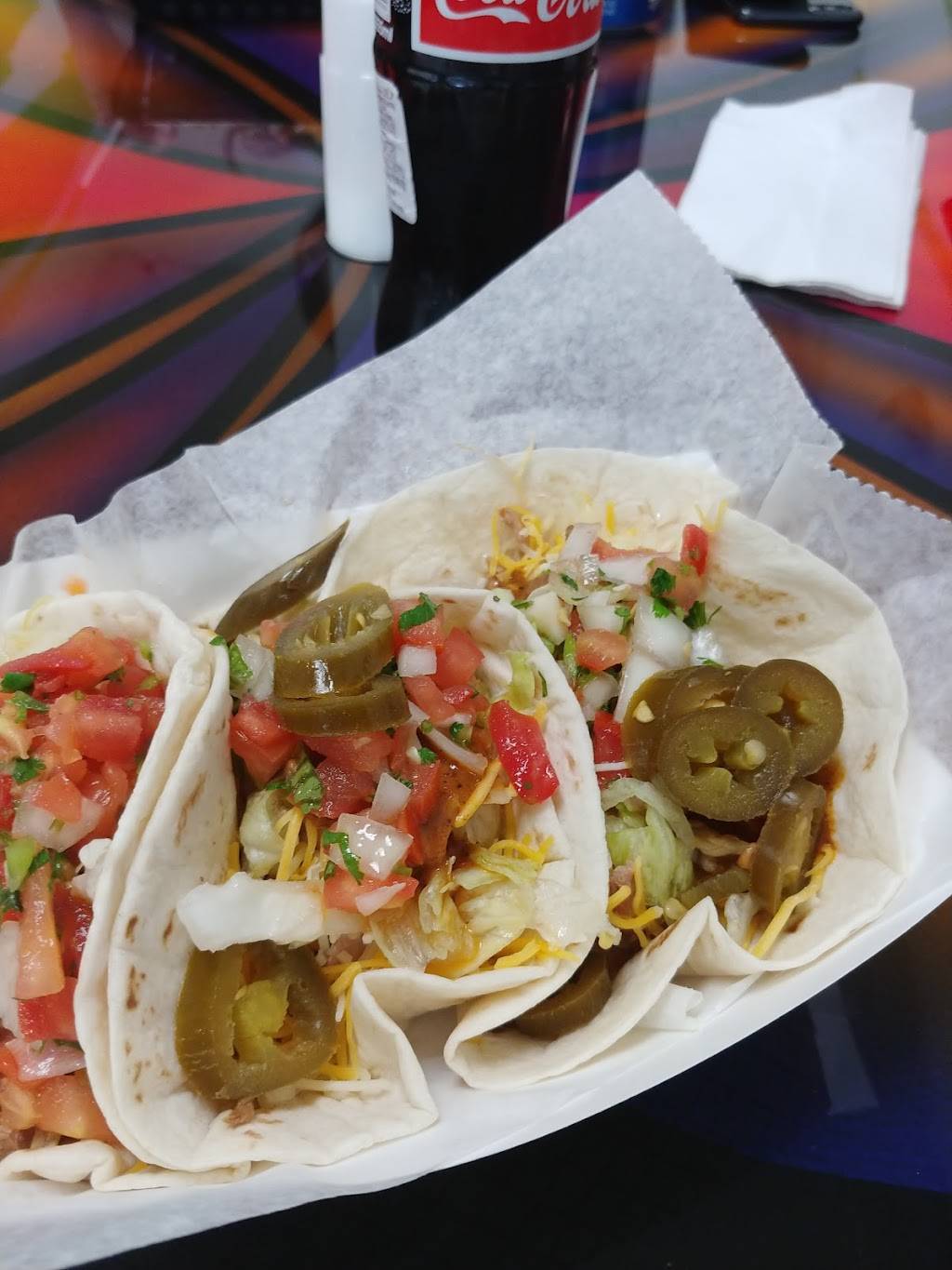 Cha Chis | restaurant | 1035 Frontenac Dr, Winona, MN 55987, USA | 5074521160 OR +1 507-452-1160