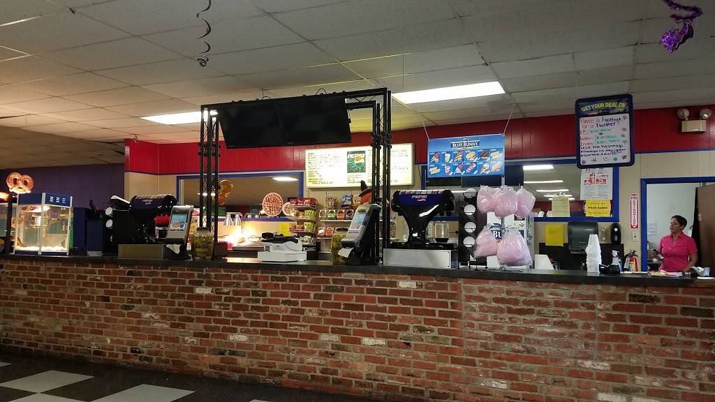 Skate Waco | meal takeaway | 401 Towne Oaks Dr, Waco, TX 76710, USA | 2547720042 OR +1 254-772-0042