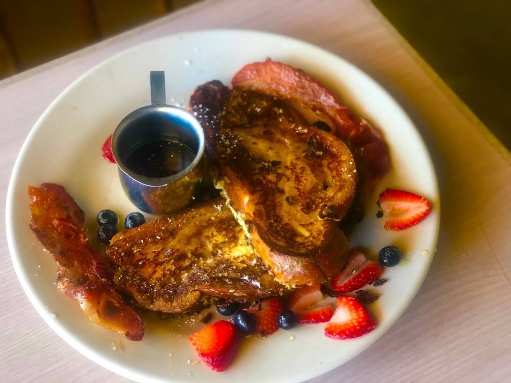 Goose & Chey’s | restaurant | 877 N Lake Blvd, Tahoe City, CA 96145, USA | 5308071003 OR +1 530-807-1003