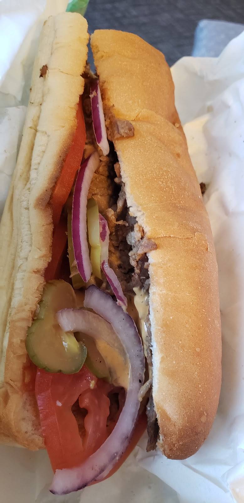 Subway | meal takeaway | 305 W Washington St, Indianapolis, IN 46204, USA | 3172679960 OR +1 317-267-9960