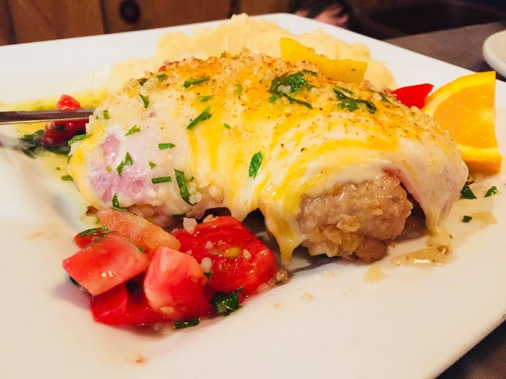 The Little Chef | restaurant | 152 Strode Ave, Coatesville, PA 19320, USA | 6103843221 OR +1 610-384-3221