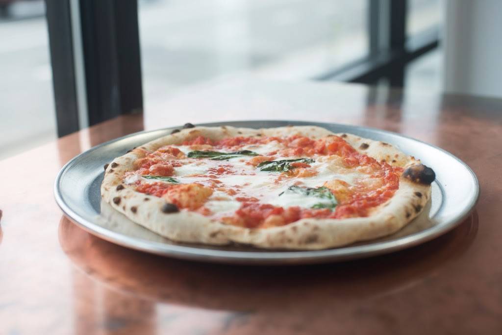 FIAMMA pizza company | restaurant | 405 N Market St, Chattanooga, TN 37405, USA | 4237137742 OR +1 423-713-7742