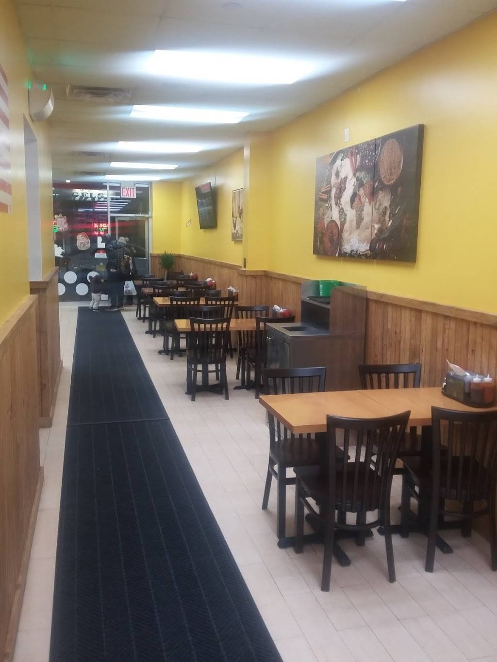 Chicken Shack Rego Park | restaurant | 95-05 63rd Dr, Rego Park, NY 11374, USA | 7186852290 OR +1 718-685-2290