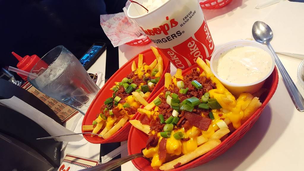 Schoops Hamburgers | restaurant | 3905 45th St, Highland, IN 46322, USA | 2199246012 OR +1 219-924-6012