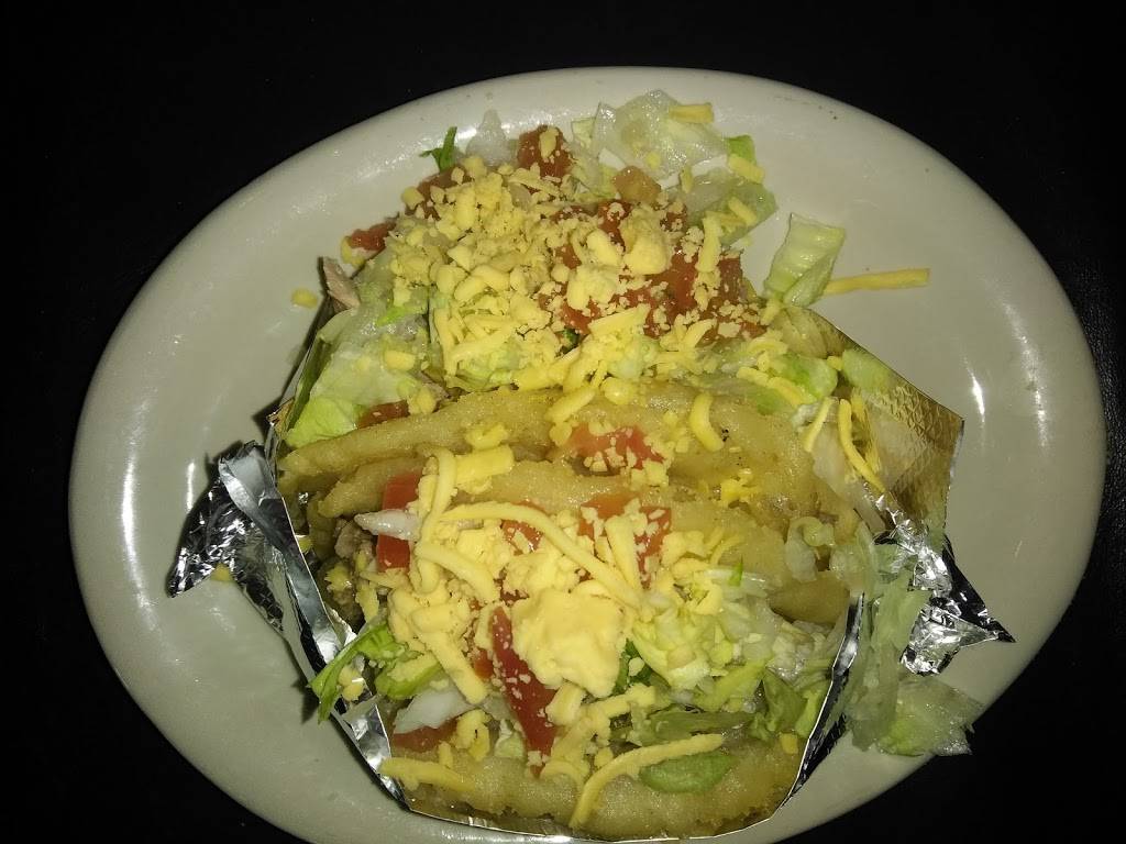 Lindas Mexican Restaurant | restaurant | 1424 Guadalupe St, San Antonio, TX 78207, USA | 2102717120 OR +1 210-271-7120