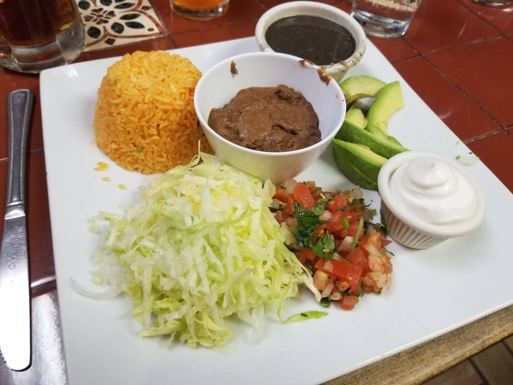 Italian Latin Grill | restaurant | 101 US-17, Palatka, FL 32177, USA | 3863289600 OR +1 386-328-9600