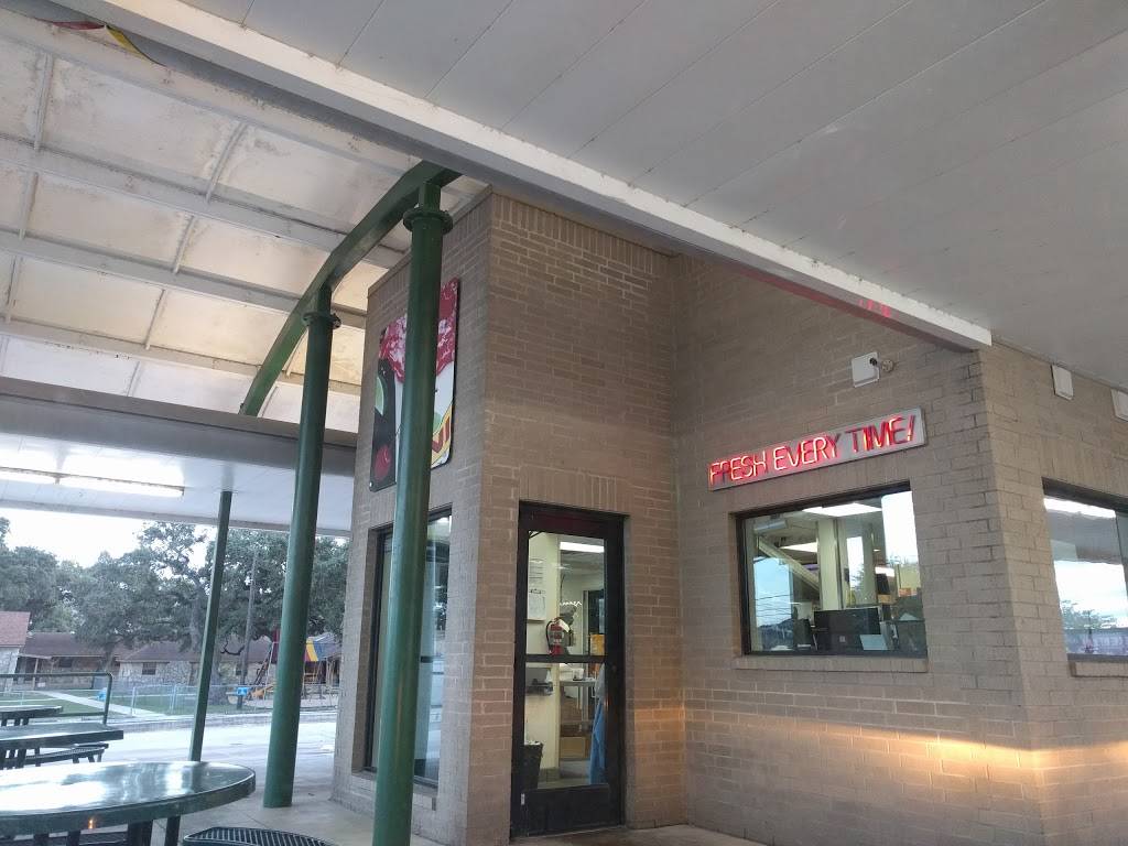 Sonic Drive-In | restaurant | 24039 I-10, San Antonio, TX 78257, USA | 2106980082 OR +1 210-698-0082