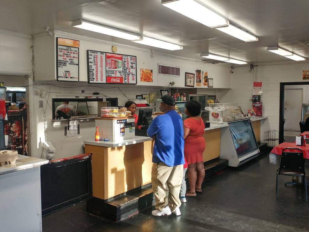 A&R Bar-B-Que | restaurant | 1802 Elvis Presley Blvd, Memphis, TN 38106, USA | 9017747444 OR +1 901-774-7444