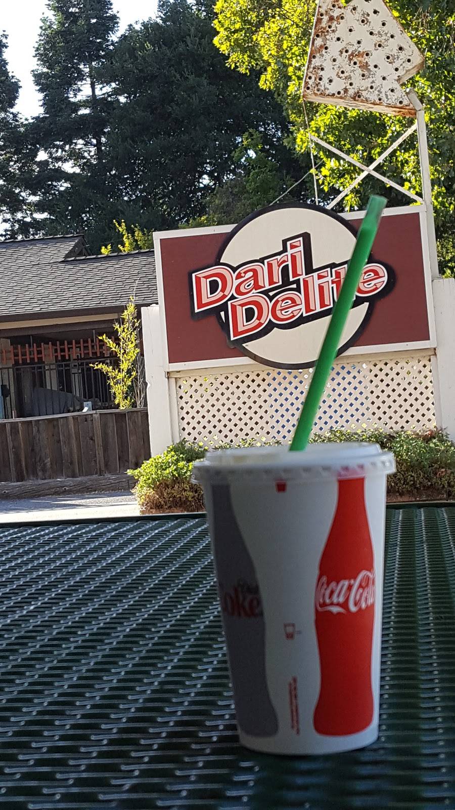 Dari Delite Drive-In | restaurant | 17735 Monterey Rd, Morgan Hill, CA 95037, USA | 4087795381 OR +1 408-779-5381