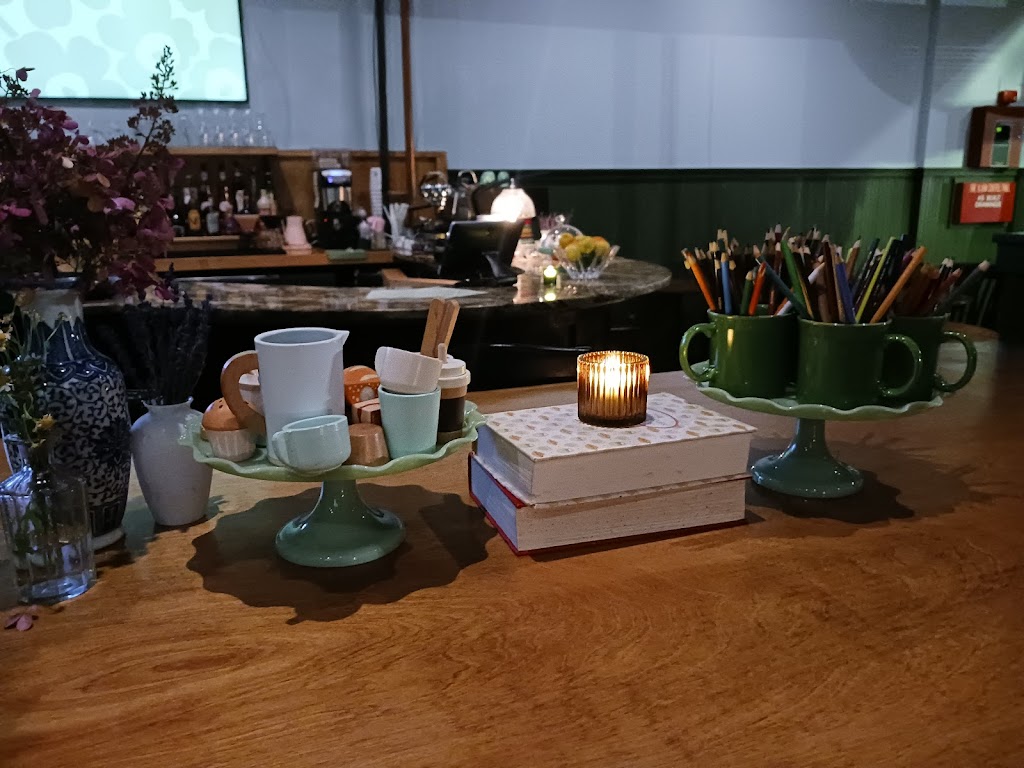 Midnight Morning | restaurant | 14 Birch St, Boston, MA 02131, USA | 6173905830 OR +1 617-390-5830