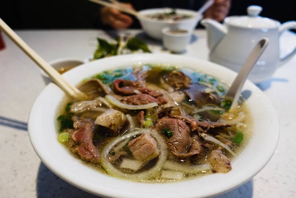 Golden Turtle | restaurant | 723 Central Pkwy W, Mississauga, ON L5B 4L1, Canada | 9052792454 OR +1 905-279-2454