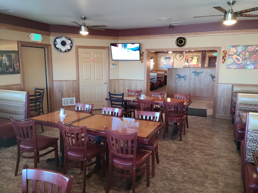 El Jalapeño Mexican Restaurant | restaurant | 105 A E Business, U.S. Hwy 36, St Francis, KS 67756, USA | 7853329840 OR +1 785-332-9840