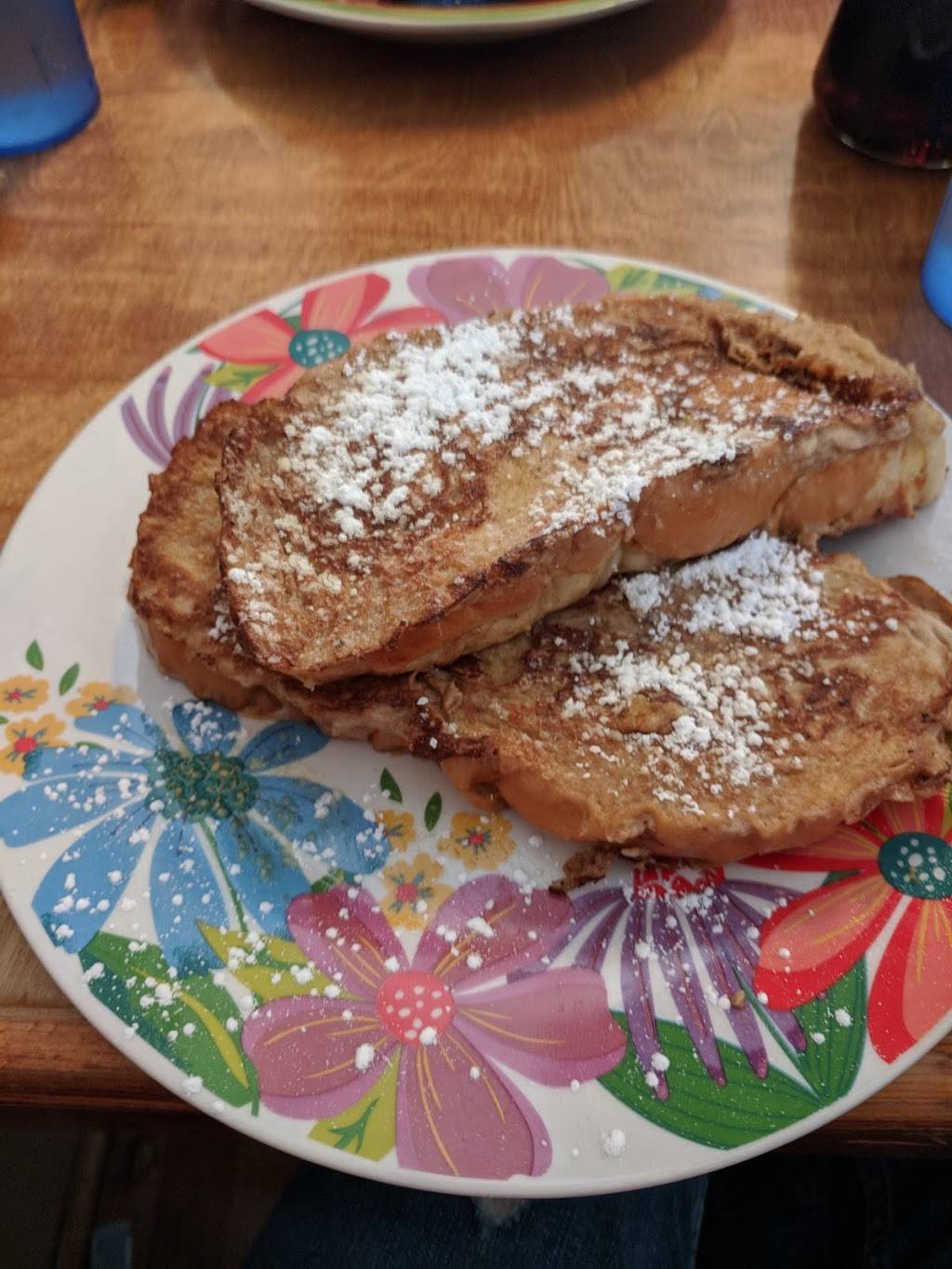 B Town Diner | restaurant | 211 N Walnut St, Bloomington, IN 47404, USA | 8128220300 OR +1 812-822-0300