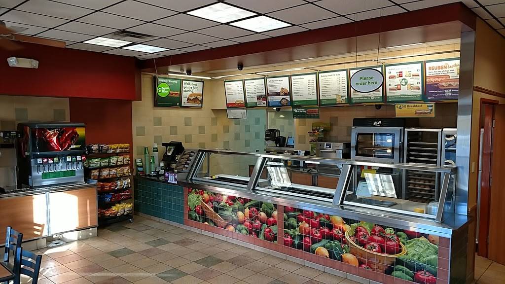 Subway | restaurant | 18790 Valley Blvd B, Bloomington, CA 92316, USA | 9098731830 OR +1 909-873-1830