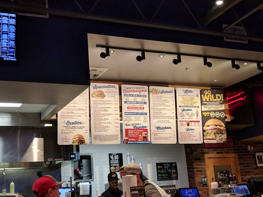 Fuddruckers | restaurant | 2235 S Goliad St, Rockwall, TX 75032, USA | 9729619753 OR +1 972-961-9753