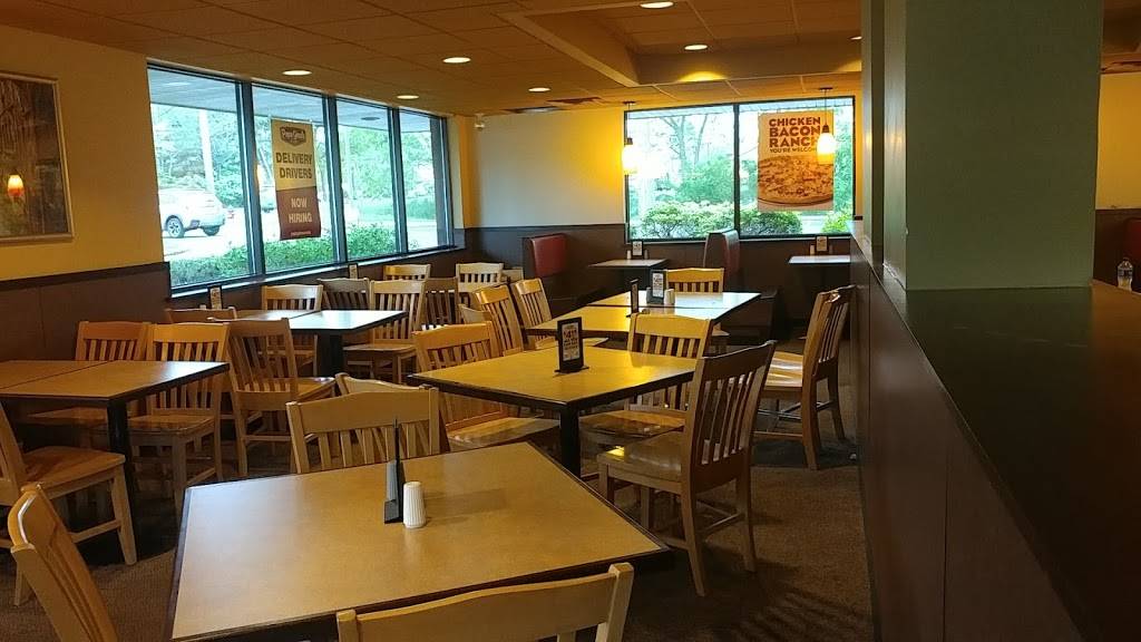 Papa Ginos | restaurant | 104 Boston Post Rd, Sudbury, MA 01776, USA | 9784437136 OR +1 978-443-7136