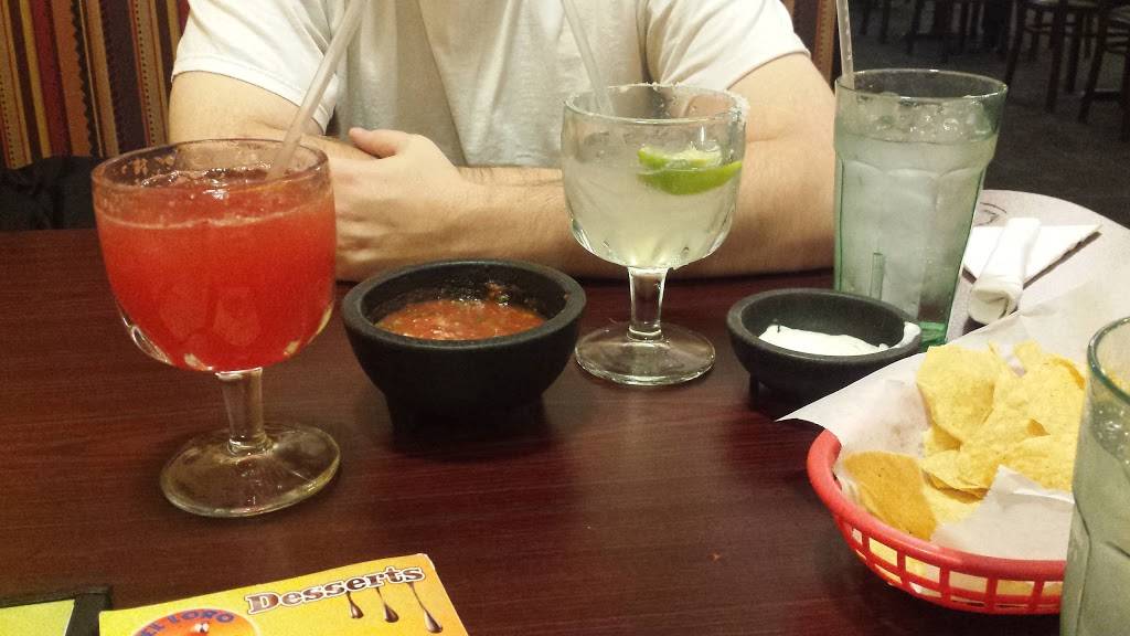 El Loro Mexican Restaurant | restaurant | 1001 Division St, Waite Park, MN 56387, USA | 3207742111 OR +1 320-774-2111