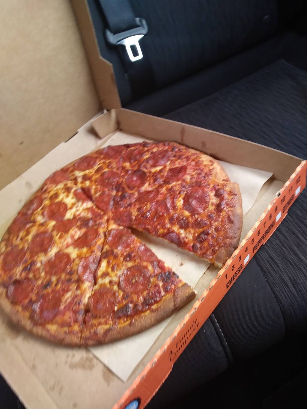 Little Caesars Pizza | meal takeaway | 1995 N Nellis Blvd, Las Vegas, NV 89115, USA | 7024592221 OR +1 702-459-2221