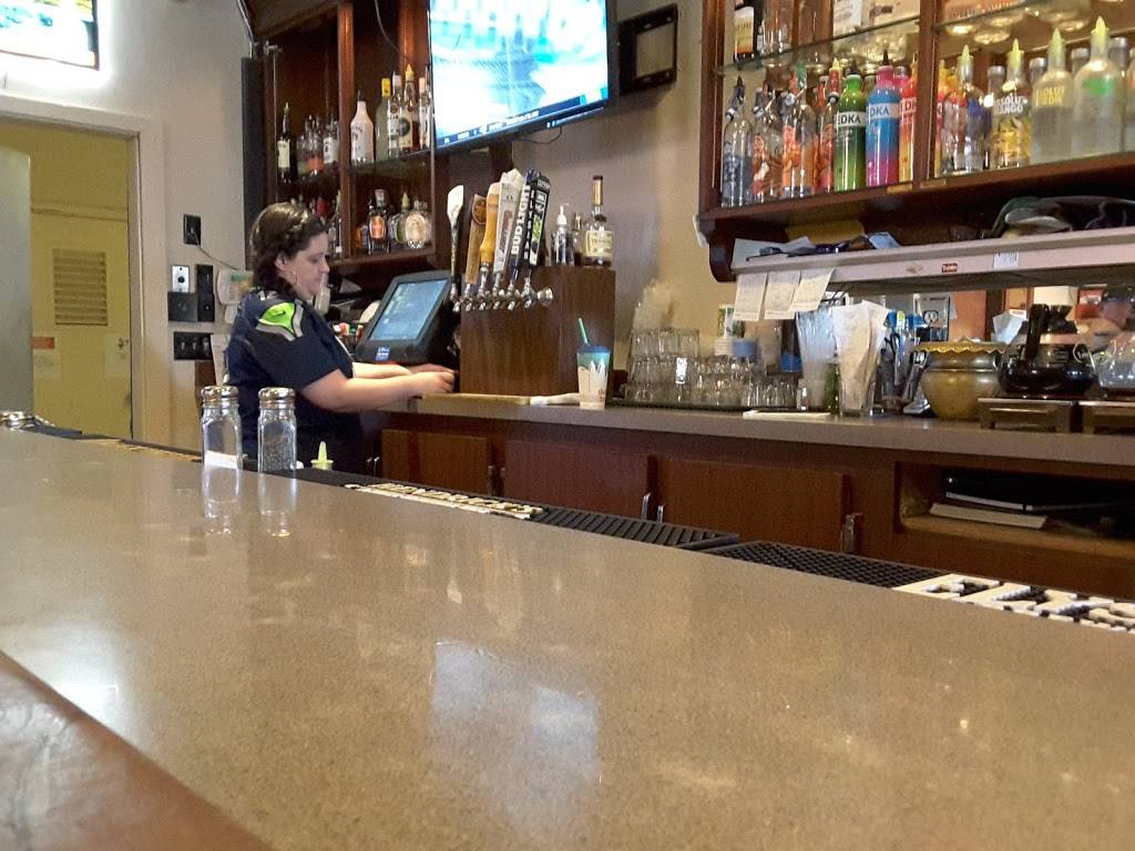 A J Hideaway Bar & Grill | restaurant | 5048 River Rd N, Keizer, OR 97303, USA | 5033931250 OR +1 503-393-1250