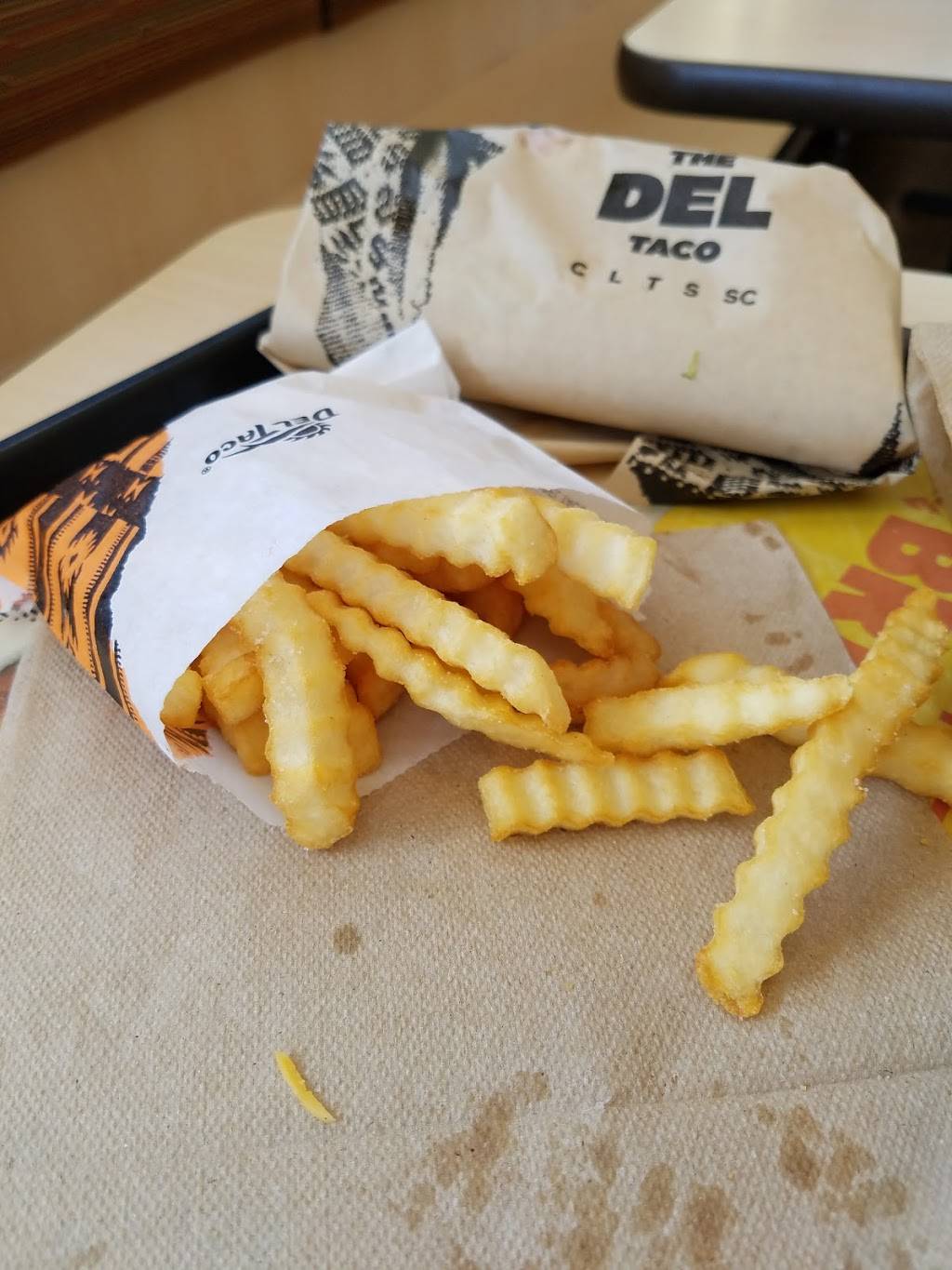 Del Taco | meal takeaway | 16930 E Foothill Blvd, Fontana, CA 92335, USA | 9098228100 OR +1 909-822-8100