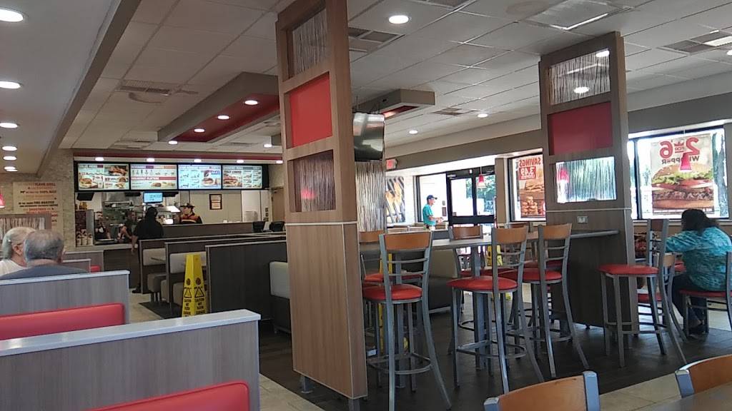 Burger King | restaurant | 5610 North Gall Blvd, Zephyrhills, FL 33542, USA | 8137828780 OR +1 813-782-8780