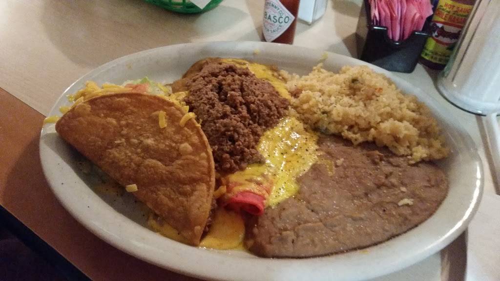 Don Jesus Restaurante | restaurant | 1201 3rd St, Pleasanton, TX 78064, USA | 8305693963 OR +1 830-569-3963