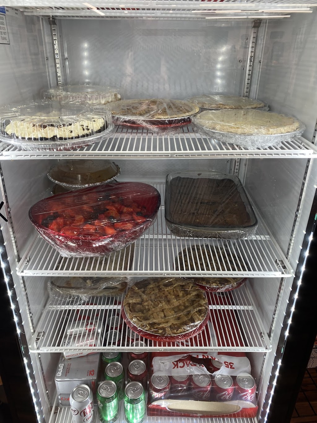 The Tickles Heartline Restaurant | restaurant | 3938 S Boston Hwy, Ringgold, VA 24586, USA | 4347992070 OR +1 434-799-2070