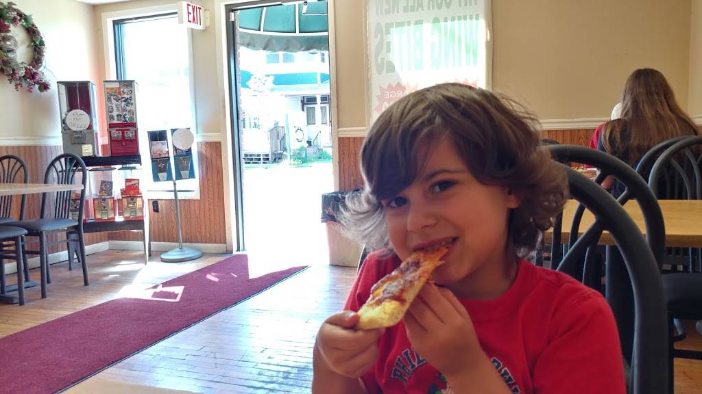 Domenicks Pizza & Hoagies | restaurant | 618 Washington Ave, Jermyn, PA 18433, USA | 5708765858 OR +1 570-876-5858