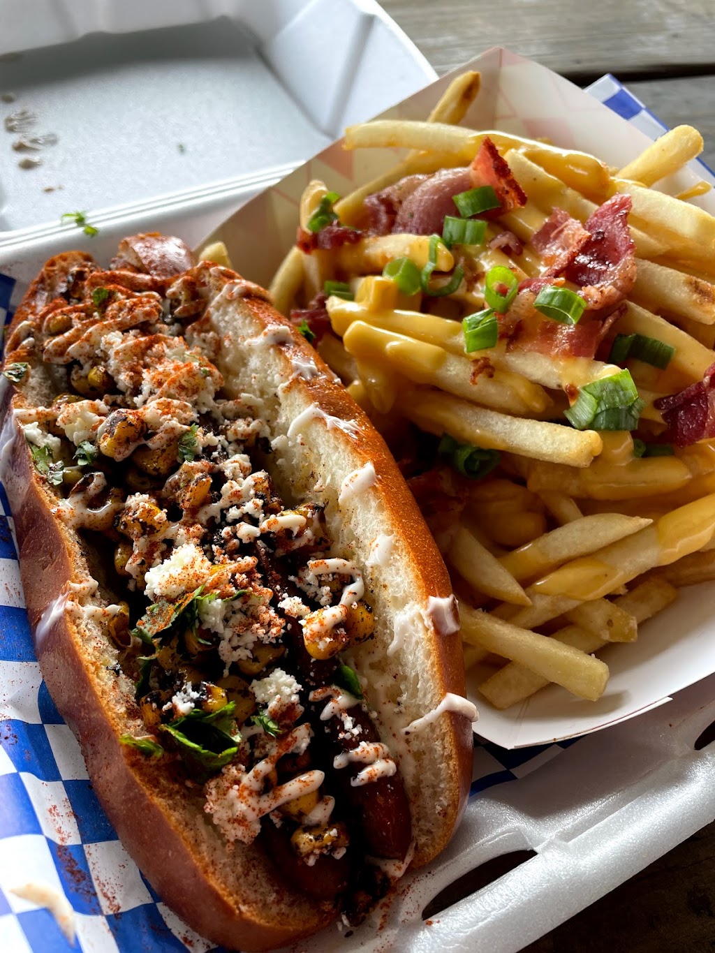 Deacon Baldys Bar & Food Trucks | restaurant | 5447 Farm to Market Rd 1488, Magnolia, TX 77354, USA | 2816502558 OR +1 281-650-2558