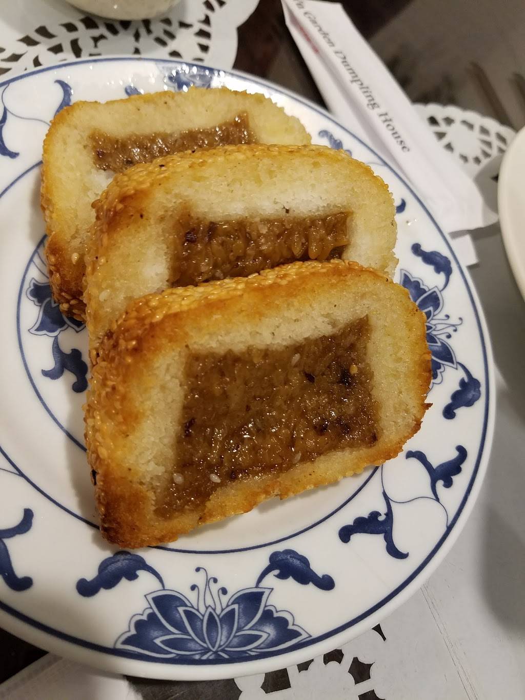 Yu Garden Dumpling House | restaurant | 46-20 Kissena Blvd, Flushing, NY 11355, USA | 7188862676 OR +1 718-886-2676